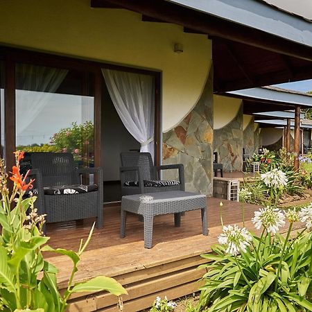 Takarua Lodge Hanga Roa Bagian luar foto